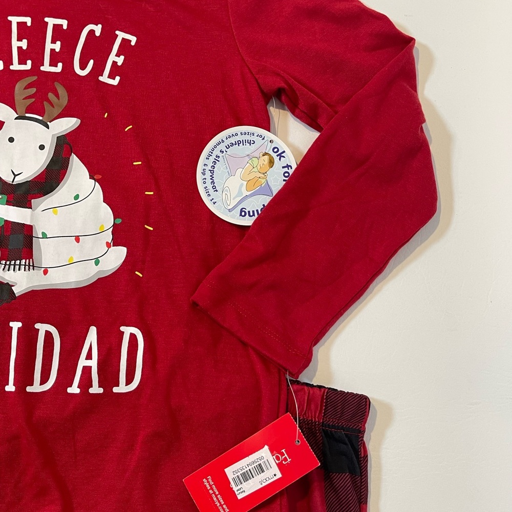 Feliz Navidad PJ’s Size 8. Unisex. 2 piece set. New With Tags. - Picture 3 of 13